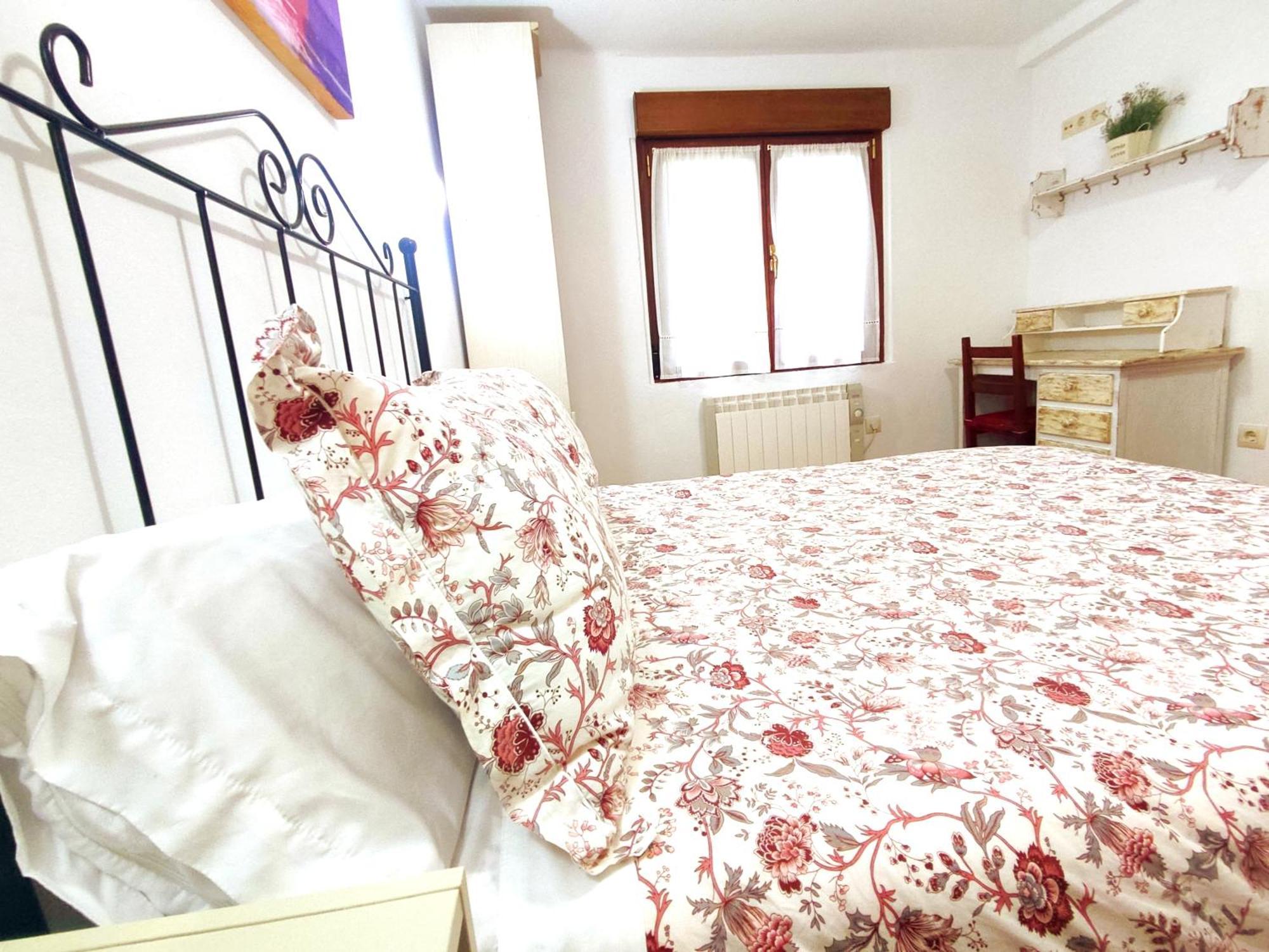 Casa La Cobaraza Vivienda Vacacional Llanes Bagian luar foto