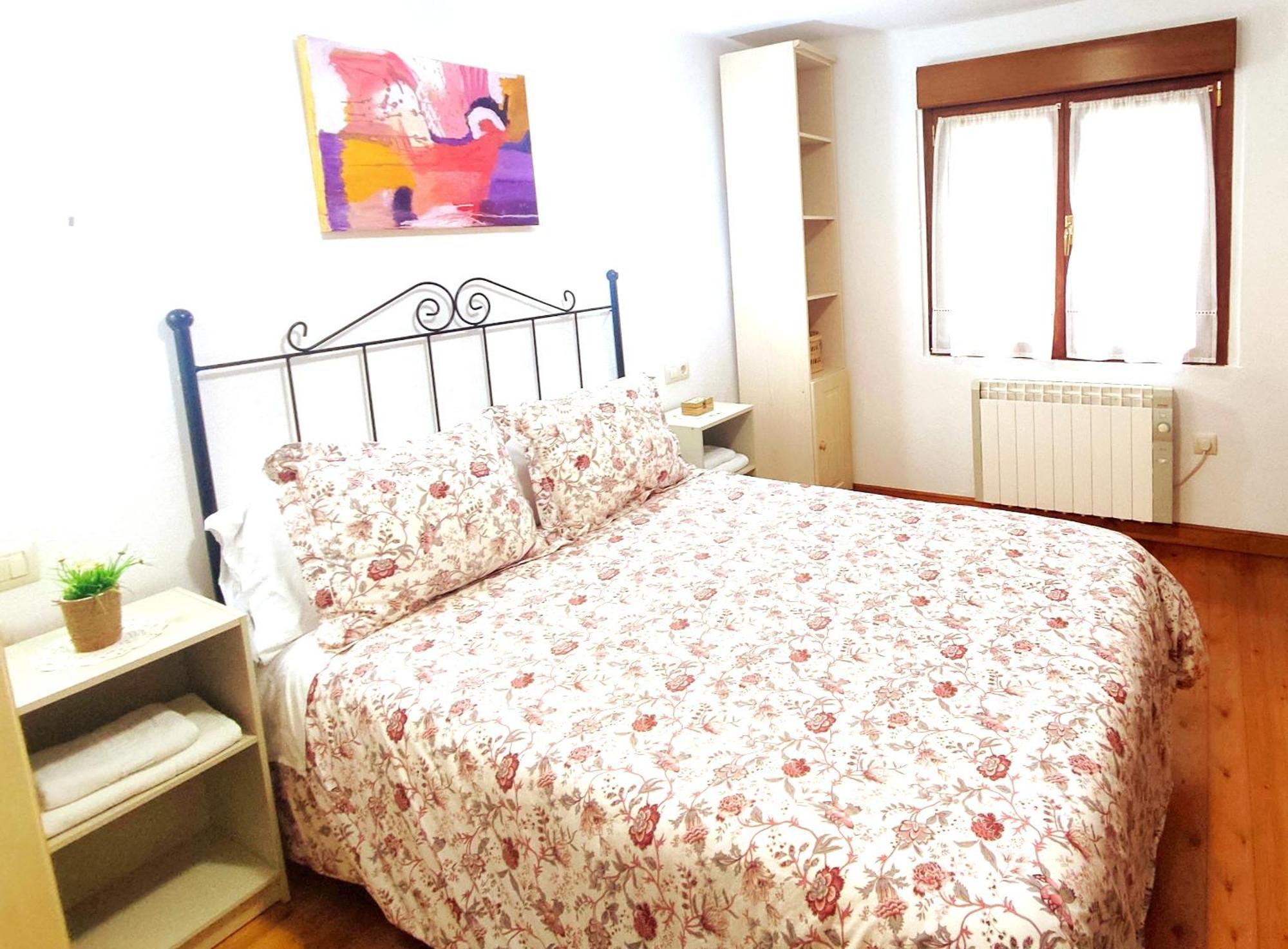 Casa La Cobaraza Vivienda Vacacional Llanes Bagian luar foto